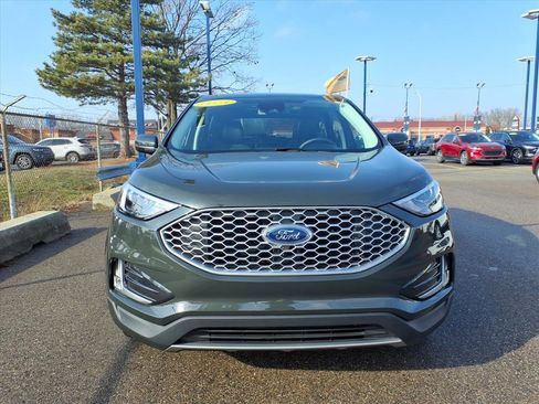 Certified 2024 Ford Edge SEL w/ Convenience Package image 2