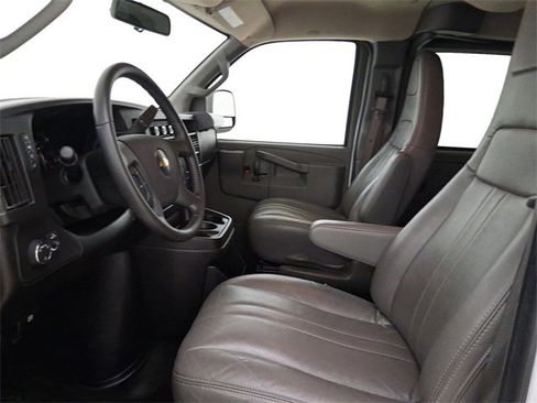 Used 2022 Chevrolet Express 3500 LS image 12