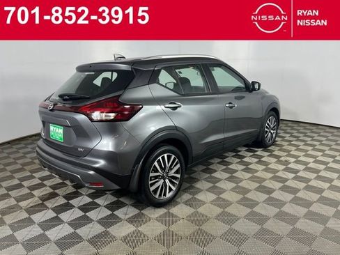 Certified 2023 Nissan Kicks SV image 5
