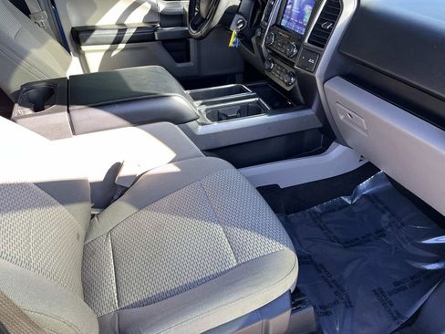 Used 2015 Ford F150 XLT w/ Equipment Group 302A Luxury image 22