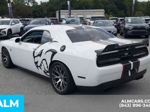 Used 2020 Dodge Challenger SRT Hellcat w/ Plus Package image 10