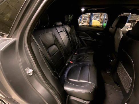 Used 2017 Jaguar F-PACE S image 19