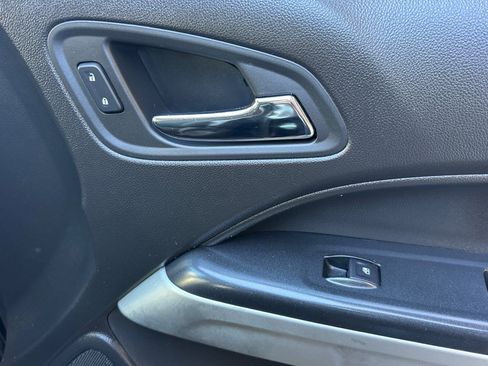 Used 2016 Chevrolet Colorado LT w/ LT Convenience Package image 21