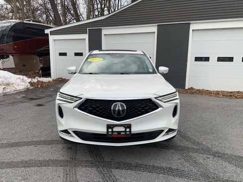 Used 2023 Acura MDX SH-AWD w/ Technology Package image 2