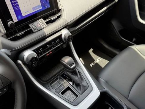 Used 2025 Toyota RAV4 XLE Premium FWD image 30