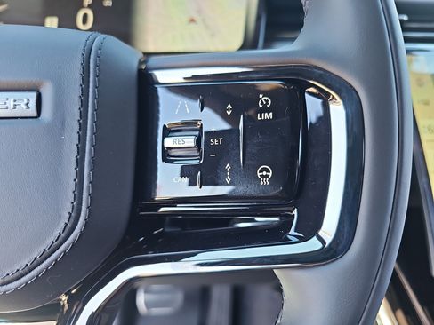 New 2025 Land Rover Range Rover Sport Dynamic SE image 19