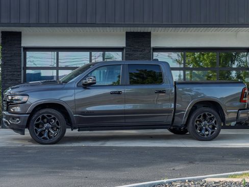 Used 2023 RAM 1500 Limited AWD/4WD image 2