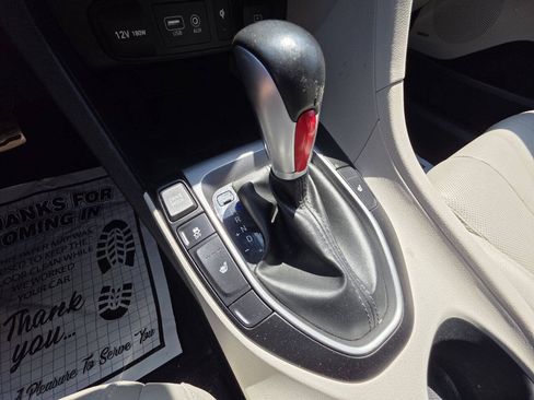 Used 2020 Hyundai Veloster Turbo Ultimate FWD image 13