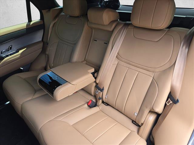 New 2026 Land Rover Range Rover Sport SE AWD/4WD image 12