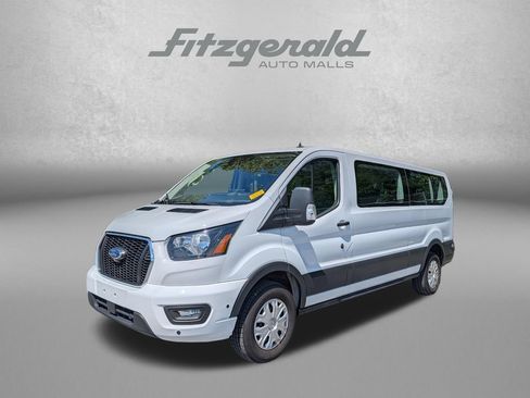 Used 2024 Ford Transit 350 XLT RWD image 3