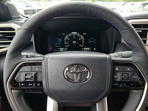 New 2026 Toyota Tundra Platinum AWD/4WD image 10