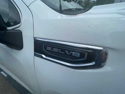 Used 2019 GMC Sierra 1500 SLE w/ SLE Value Package AWD/4WD image 4