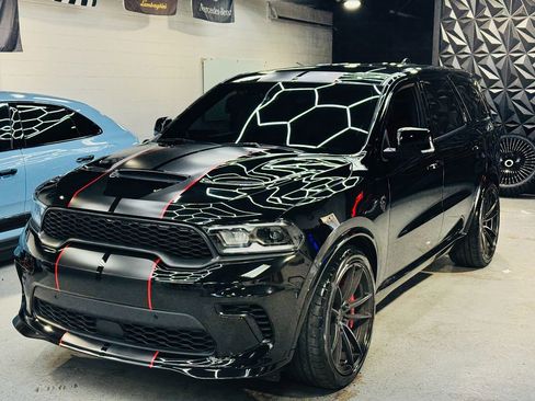 Used 2021 Dodge Durango SRT Hellcat w/ Technology Group image 11