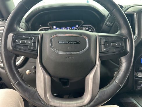 Used 2020 GMC Sierra 2500 Denali w/ Denali Ultimate Package image 3