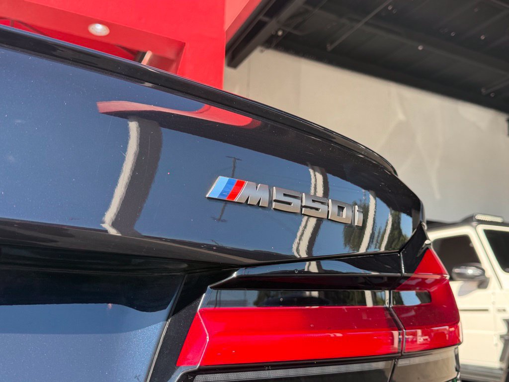 Used 2021 BMW M550i xDrive w/ Premium Package AWD/4WD image 12