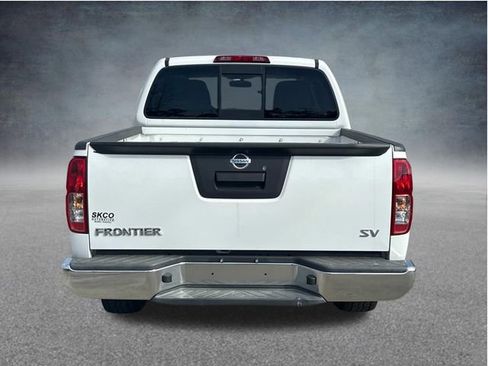 Used 2020 Nissan Frontier SV RWD image 8