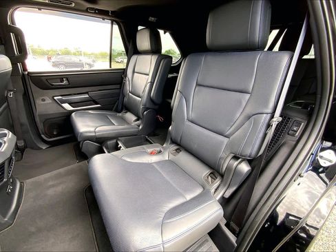 Used 2024 Toyota Sequoia Platinum image 20