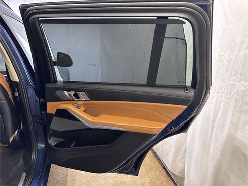 Used 2021 BMW X7 xDrive40i w/ Executive Package image 31