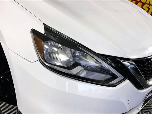 Used 2016 Nissan Sentra S image 23
