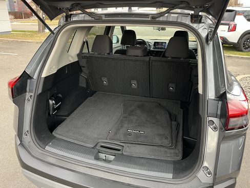 Certified 2023 Nissan Rogue S image 33