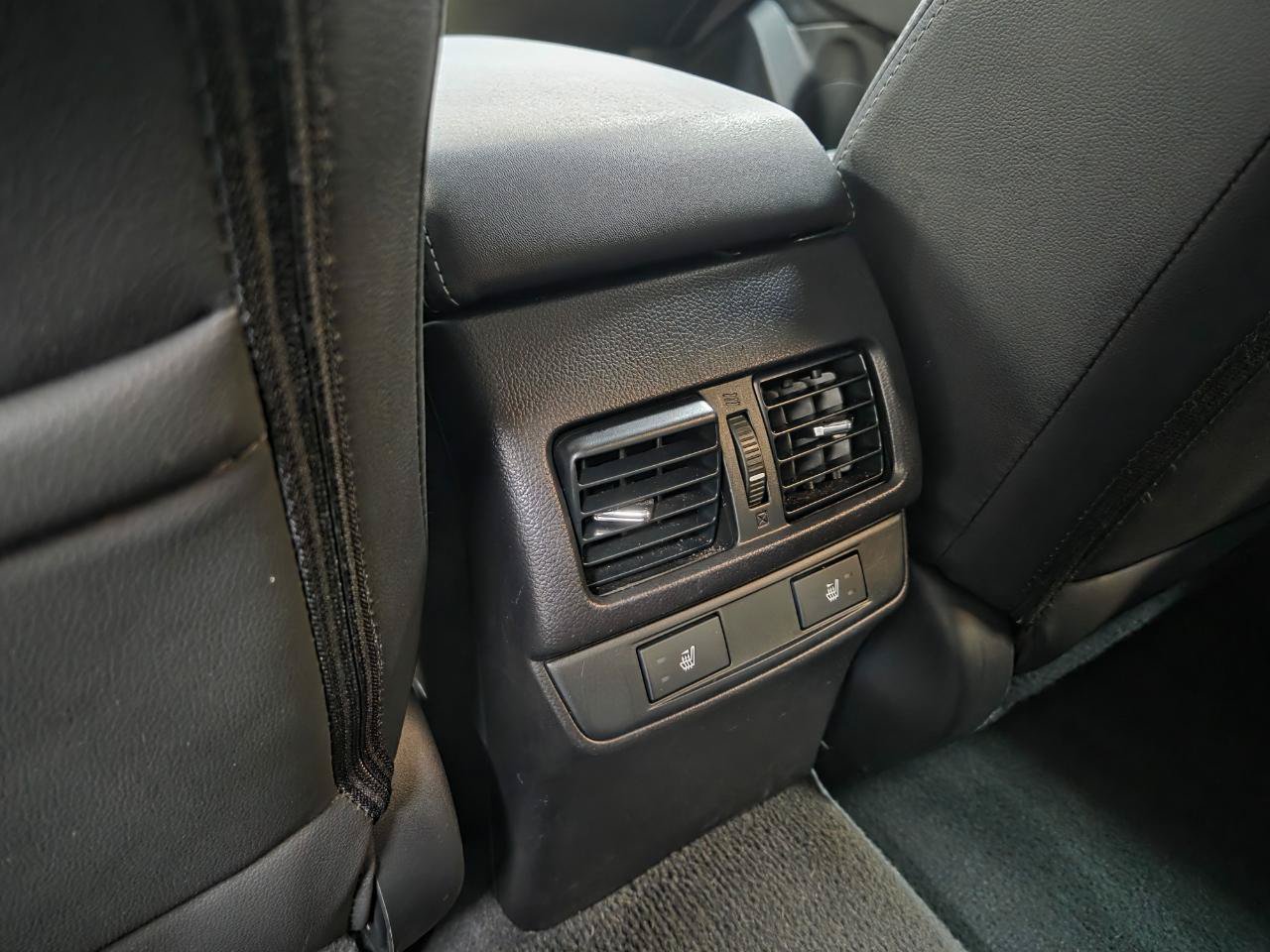 Used 2017 Subaru Outback 2.5i Limited AWD/4WD image 24