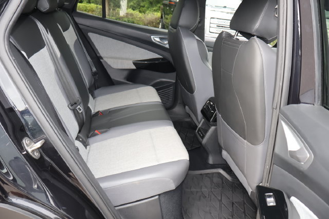 Used 2023 Volkswagen ID.4 Pro RWD image 20
