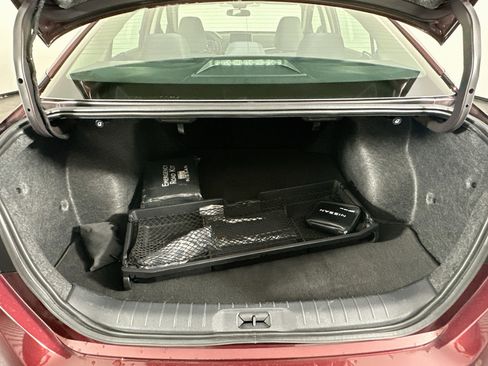 Used 2024 Nissan Altima 2.5 SV FWD image 26