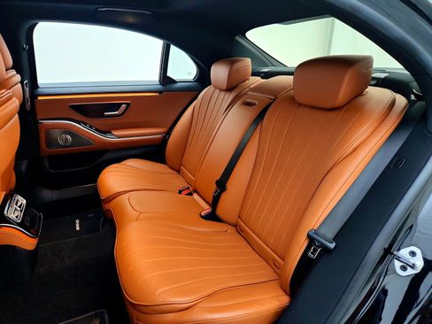 Used 2022 Mercedes-Benz S 500 4MATIC image 22