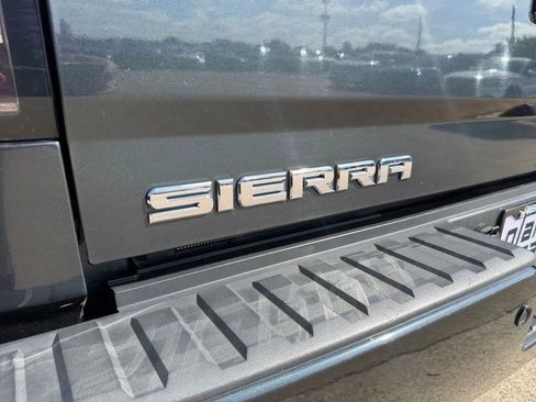 Used 2018 GMC Sierra 1500 Denali AWD/4WD image 38
