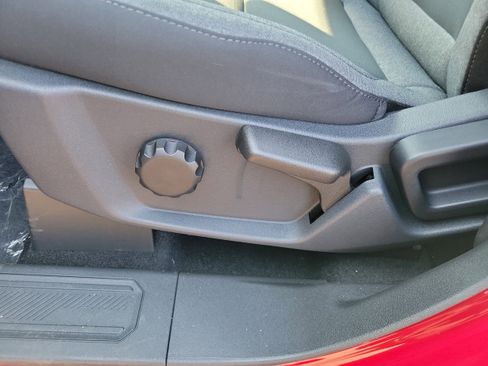 New 2025 Ford Bronco 4-Door image 17