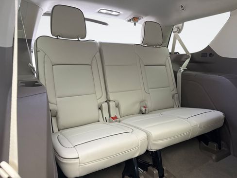 Used 2023 GMC Yukon Denali AWD/4WD image 21
