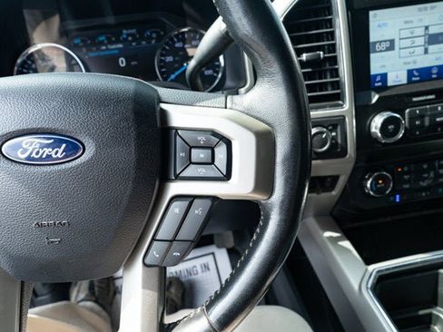 Used 2020 Ford F250 Lariat w/ Lariat Ultimate Package AWD/4WD image 23