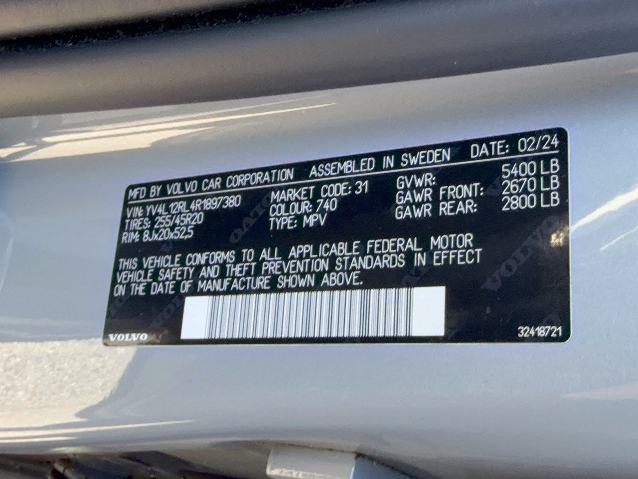 Certified 2024 Volvo XC60 B5 Plus AWD/4WD image 31