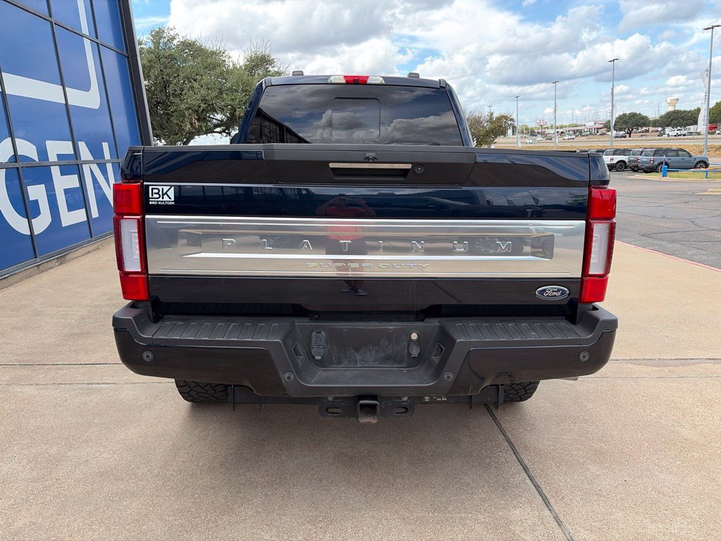 Certified 2022 Ford F250 Platinum w/ FX4 Off-Road Package AWD/4WD image 6