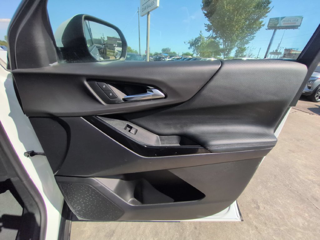 Used 2026 Chevrolet Equinox LT AWD/4WD image 29