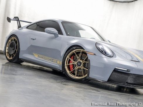 Used 2023 Porsche 911 GT3 RWD image 3