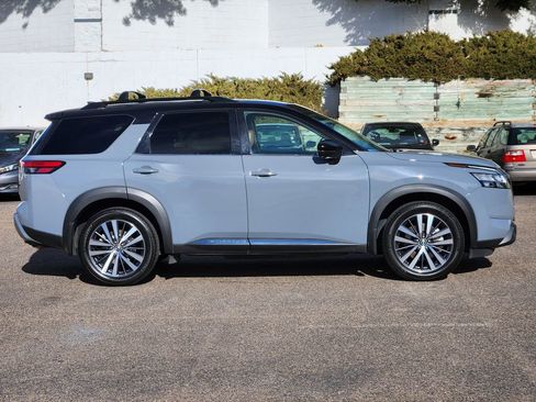 Used 2022 Nissan Pathfinder Platinum w/ Cargo Package image 2