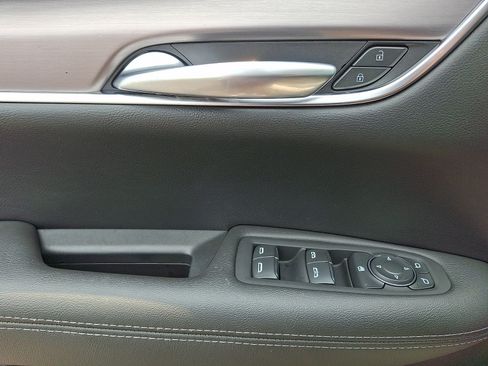 Certified 2023 Cadillac XT5 Luxury AWD/4WD image 14