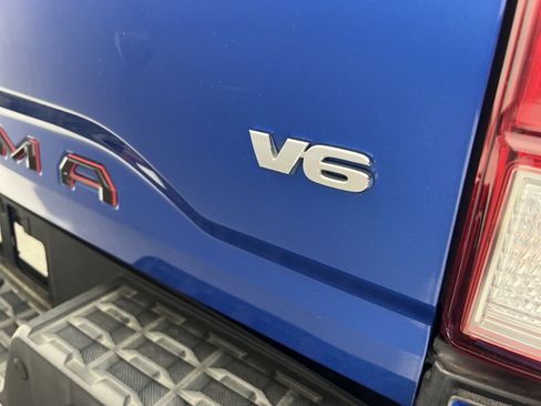 Used 2016 Toyota Tacoma TRD Sport AWD/4WD image 27