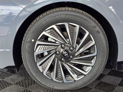 New 2026 Hyundai Sonata Limited FWD image 10