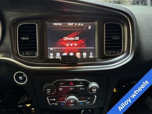 Used 2016 Dodge Charger R/T image 15