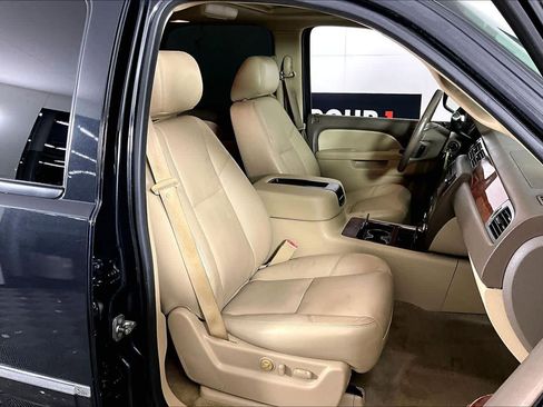 Used 2012 Chevrolet Tahoe LTZ image 8