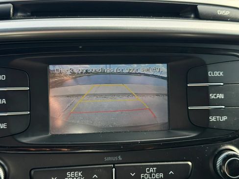 Used 2016 Kia Sorento AWD image 27