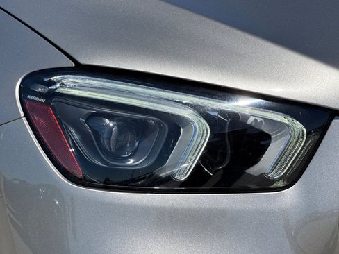 Used 2022 Mercedes-Benz GLE 450 4MATIC image 11