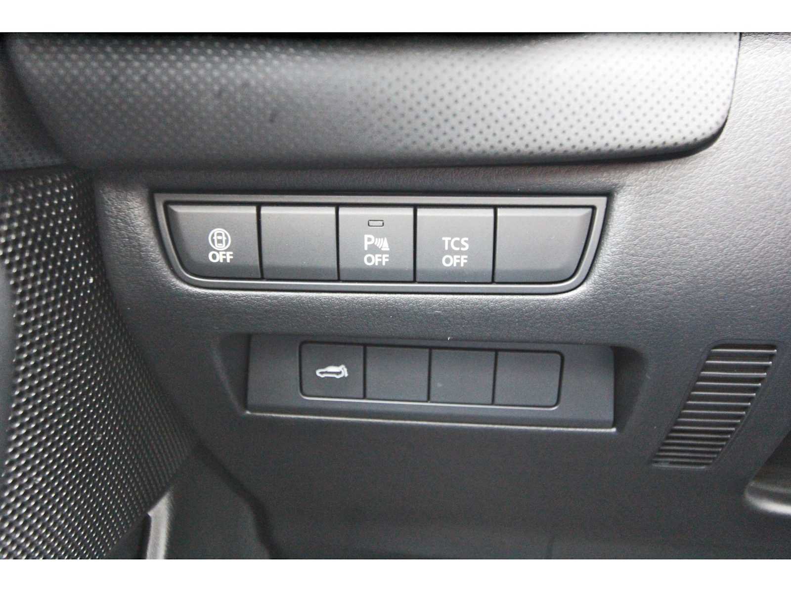 Used 2026 MAZDA CX-50 AWD 2.5 S w/ Preferred Pkg image 19