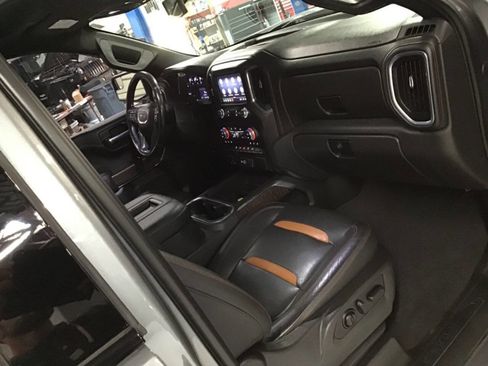 Used 2021 GMC Sierra 1500 AT4 image 26