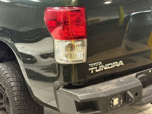 Used 2010 Toyota Tundra 4x4 Double Cab Long Bed image 12