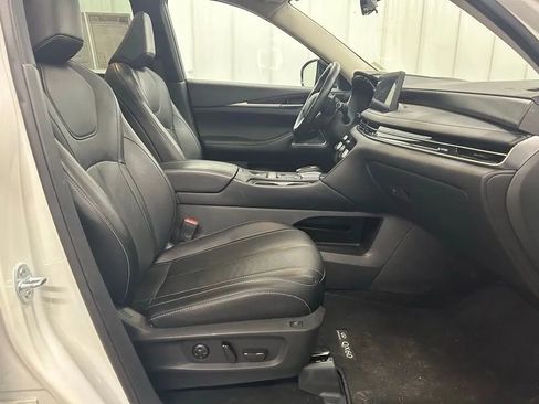 Used 2024 INFINITI QX60 Sensory image 22