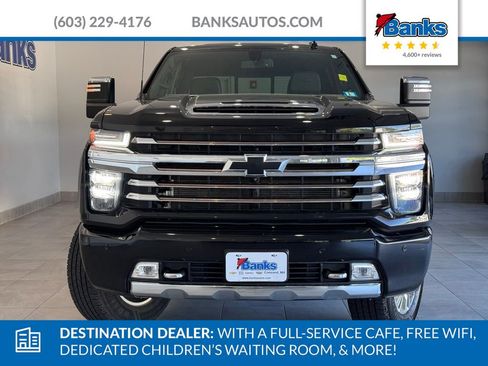 Used 2022 Chevrolet Silverado 2500 High Country AWD/4WD image 3