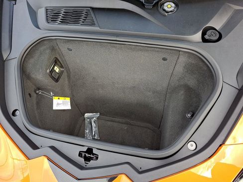 Used 2023 Chevrolet Corvette Stingray Coupe w/ Z51 Performance Package image 27